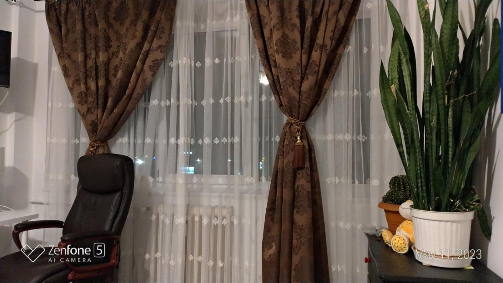 Studio Leo Ясси Екстер'єр фото